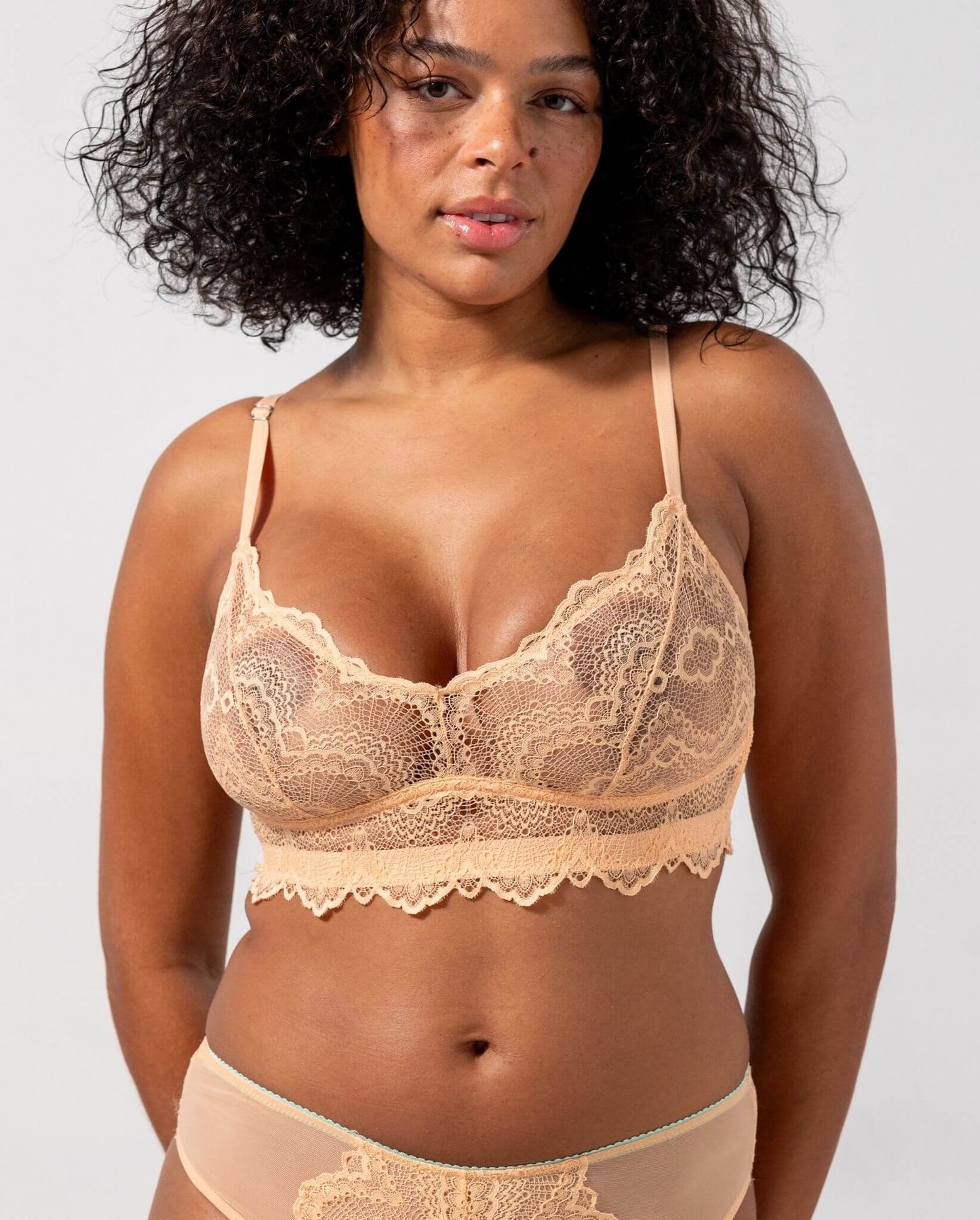 model-name=Baylie|model-size=XL