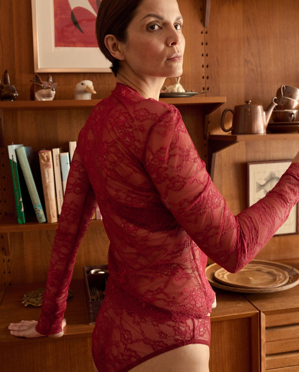 model-name=Leontine|model-size=M