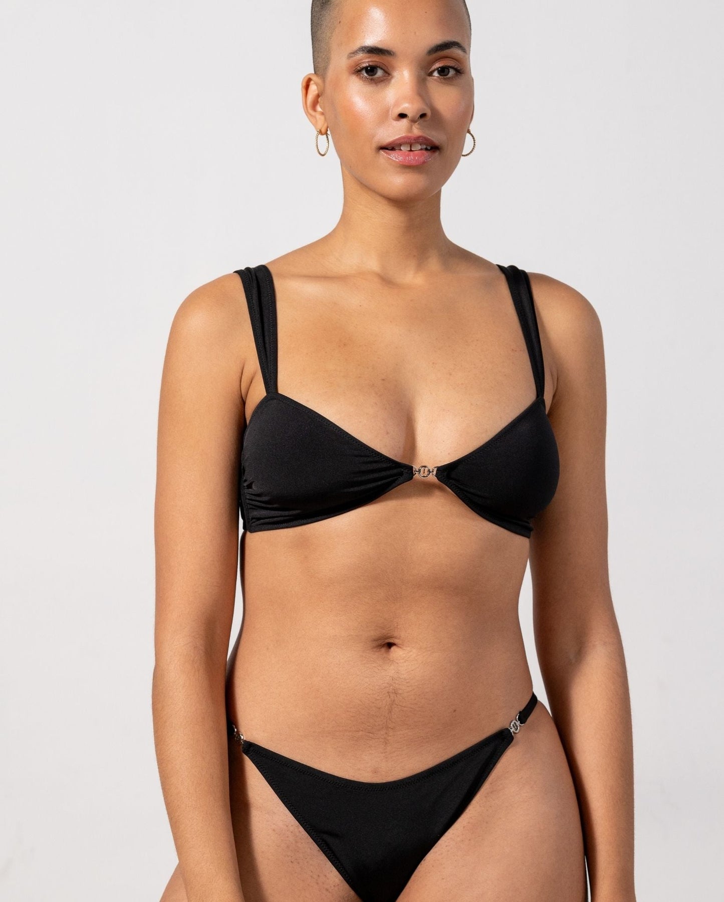 model-name=Rebecca|model-size=M