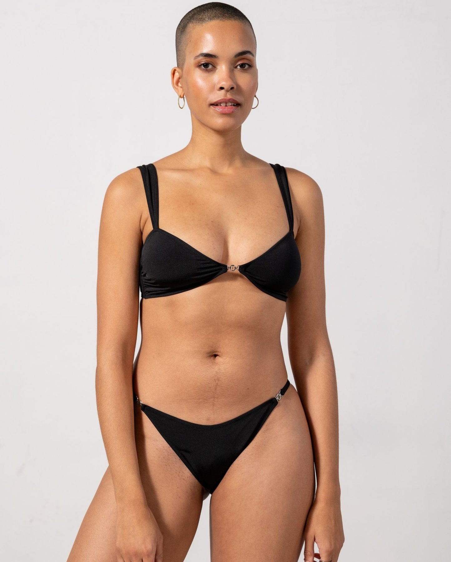 model-name=Rebecca|model-size=M