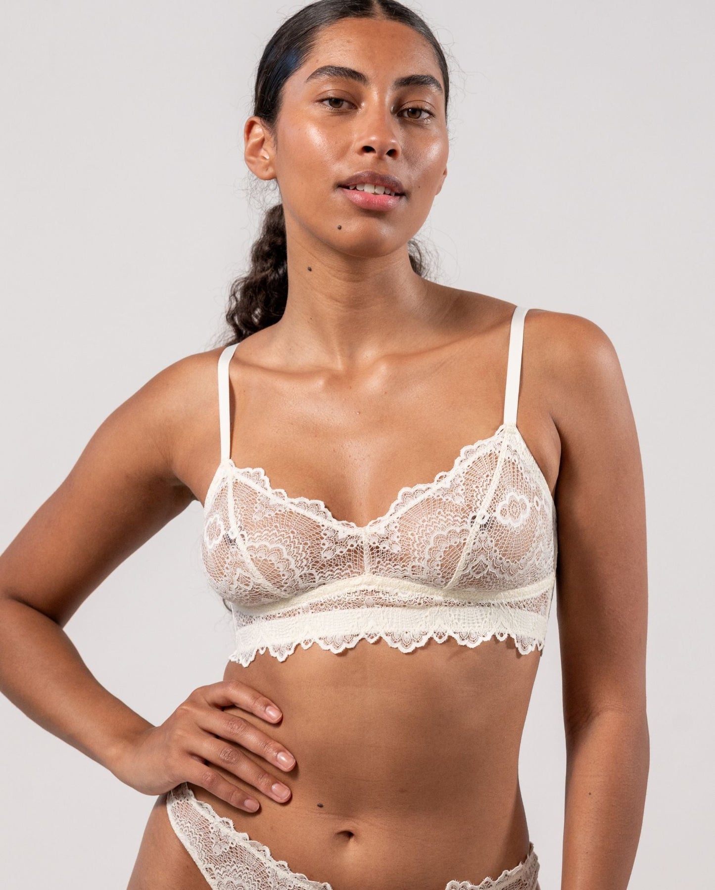 |model-size=M|