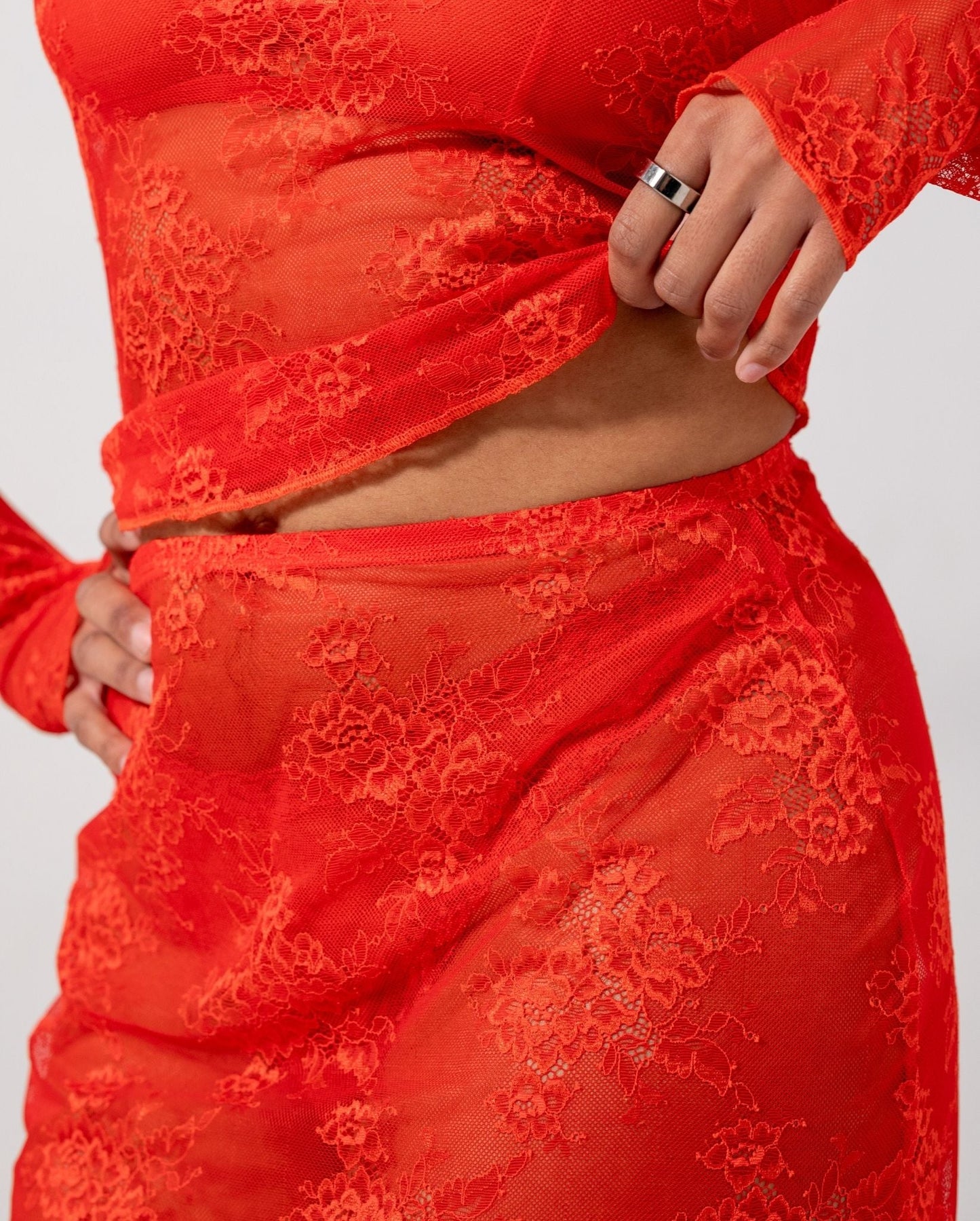model-name=Rebecca|model-size=M