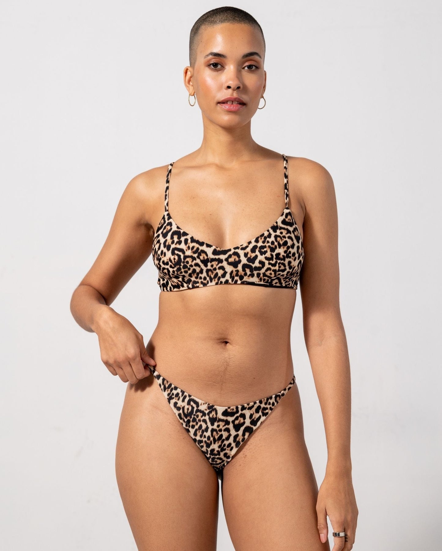 model-name=Rebecca|model-size=M
