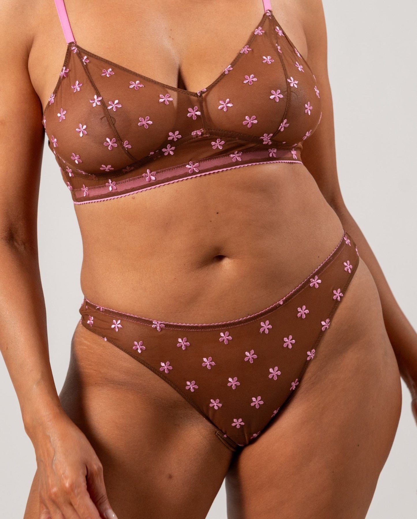 |model-size=XL|