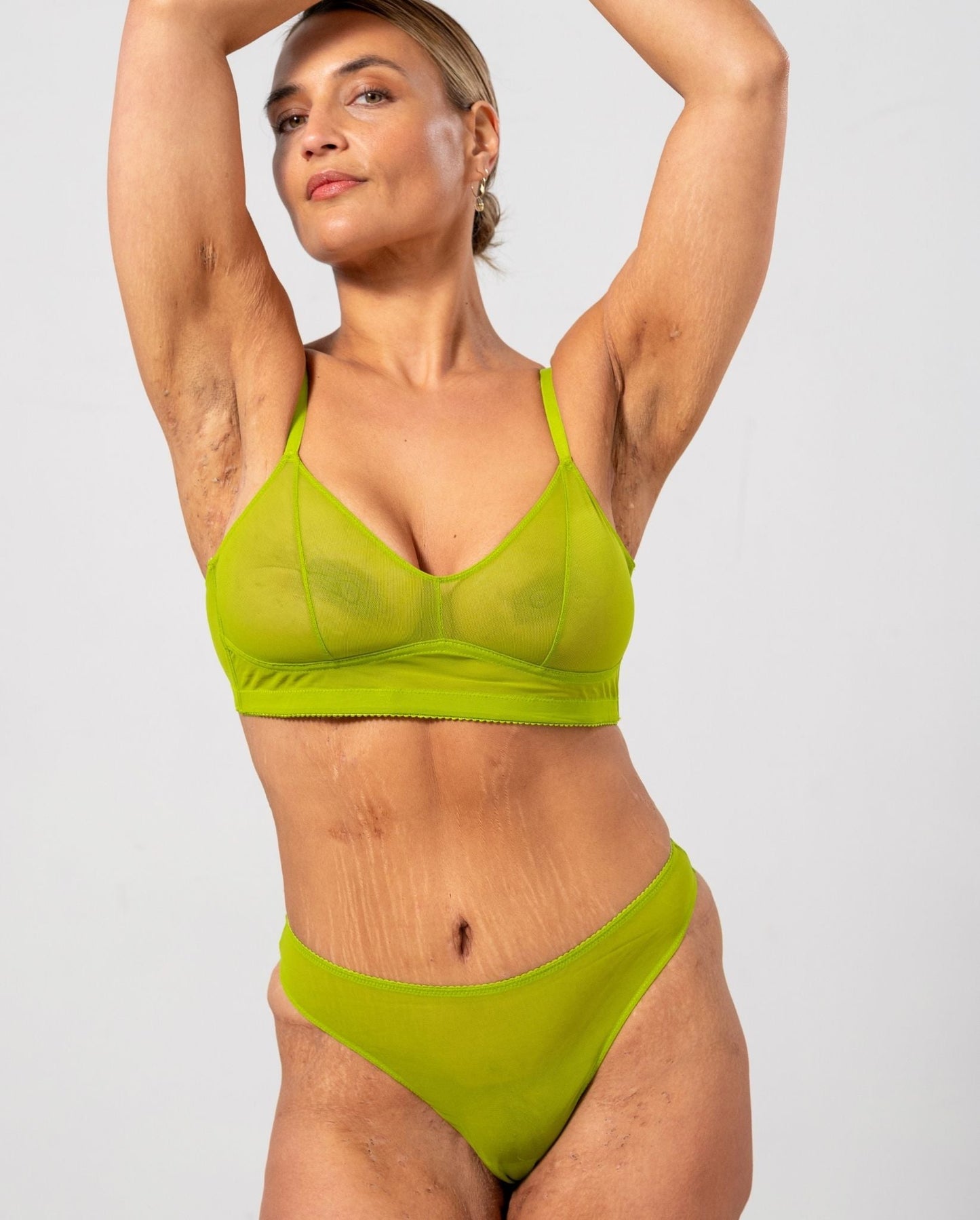 model-name=Rosalie|model-size=XL