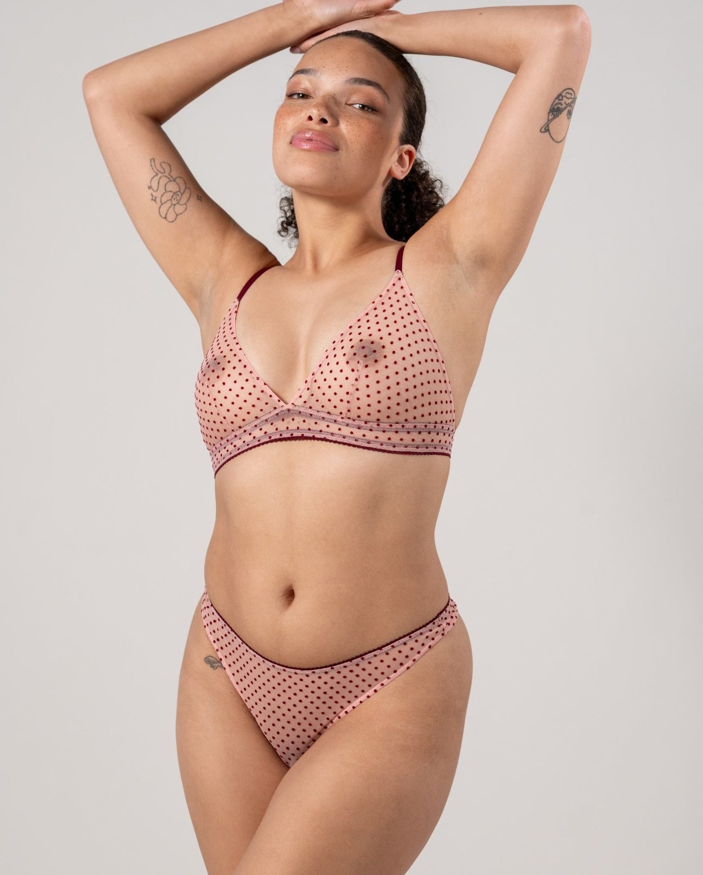 |model-size=M|