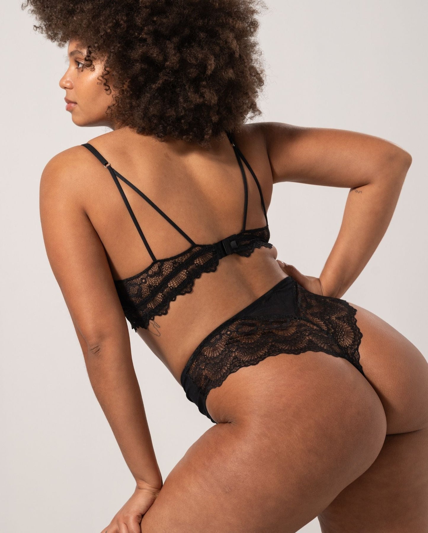 |model-size=XL|