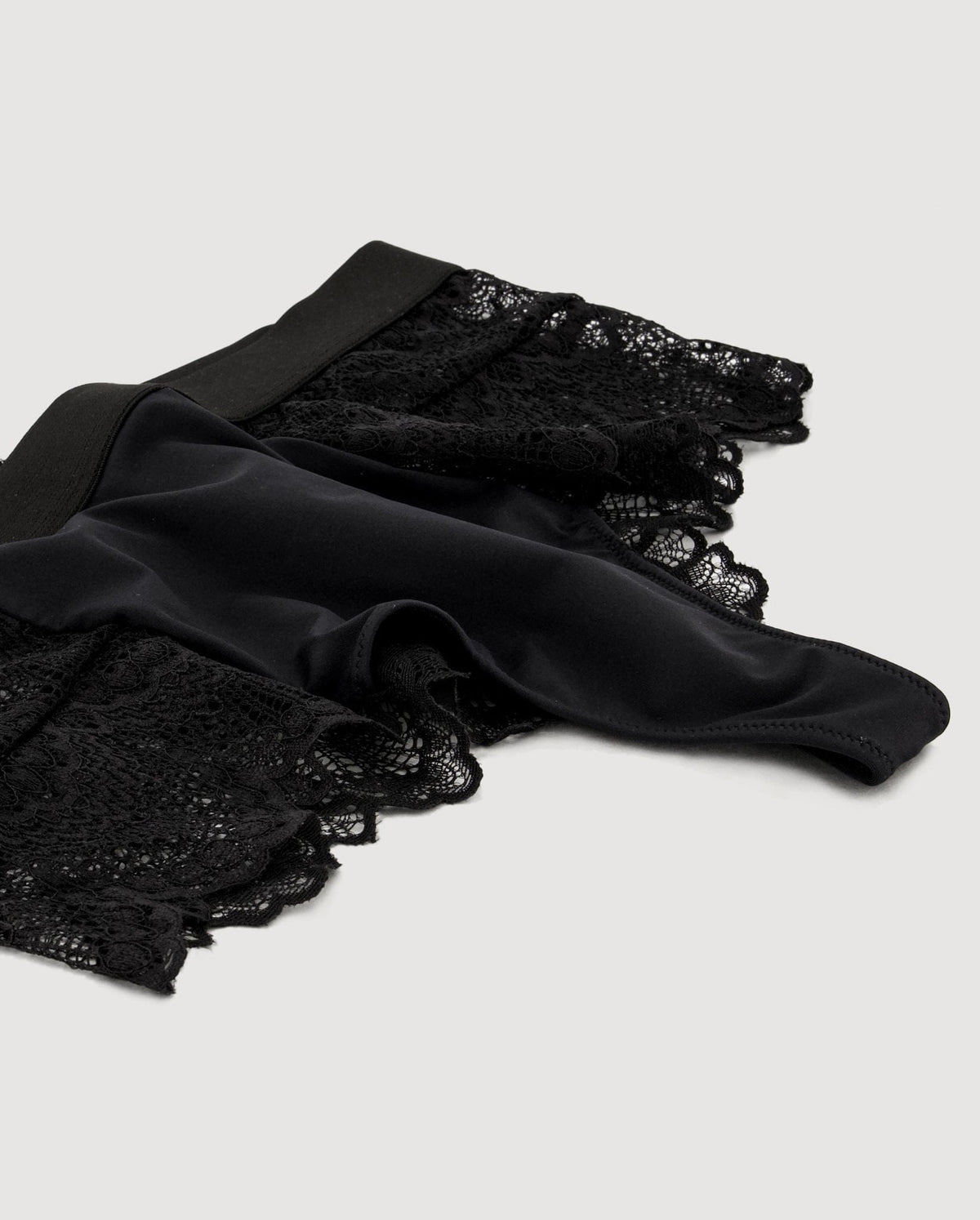 Lace Highwaist String 002 Black