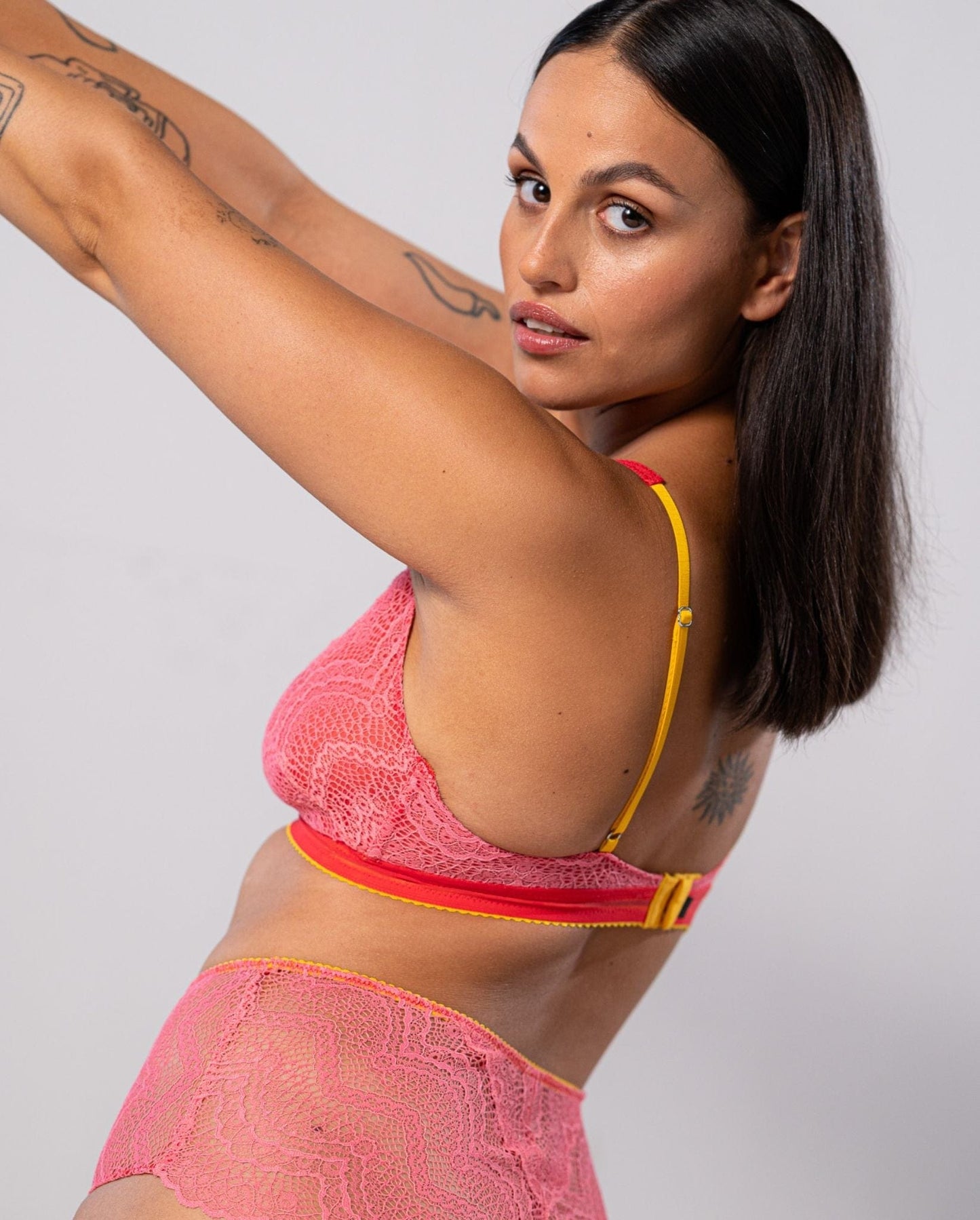 model-name=Unders|model-size=L