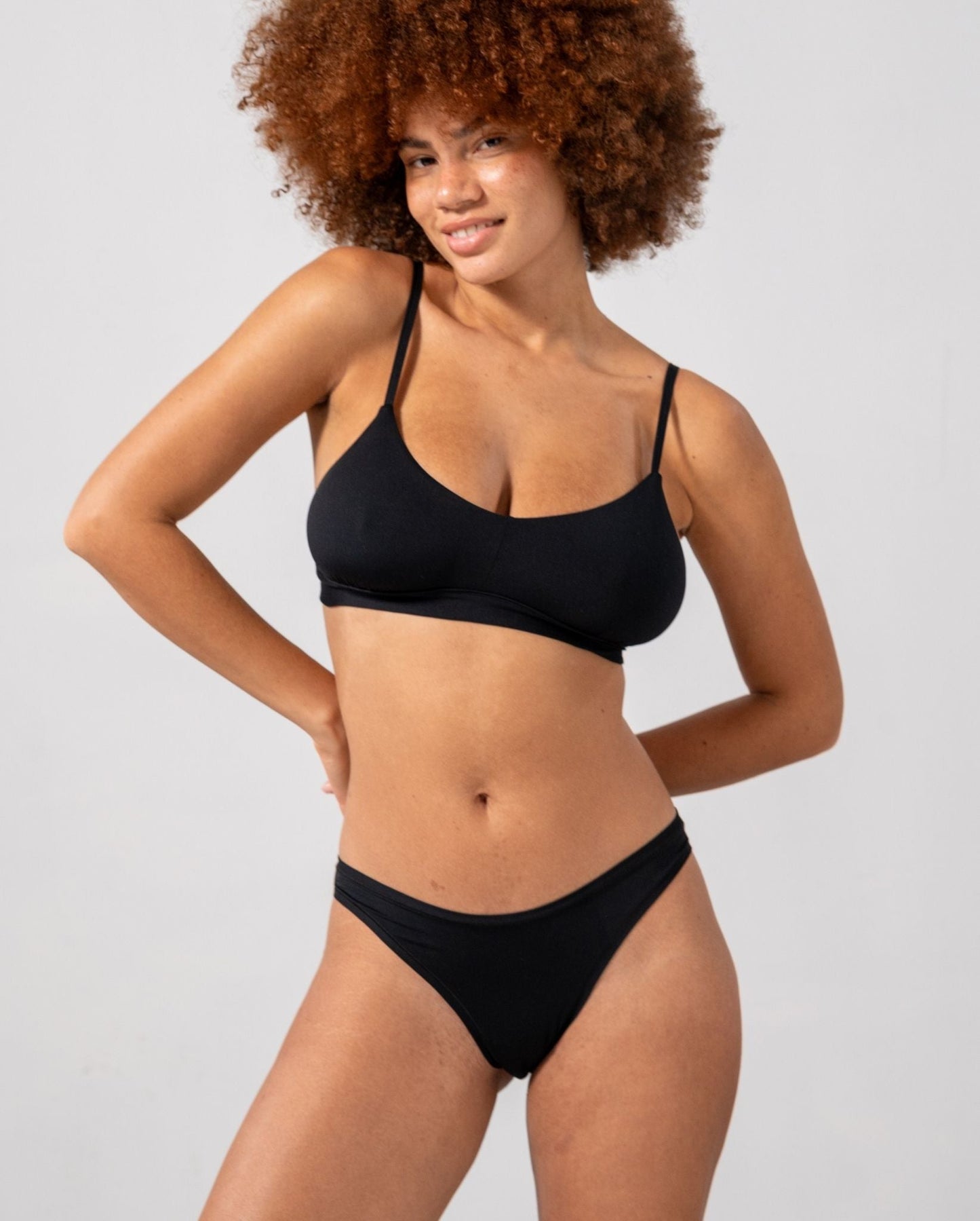 model-name=Laure|model-size=M