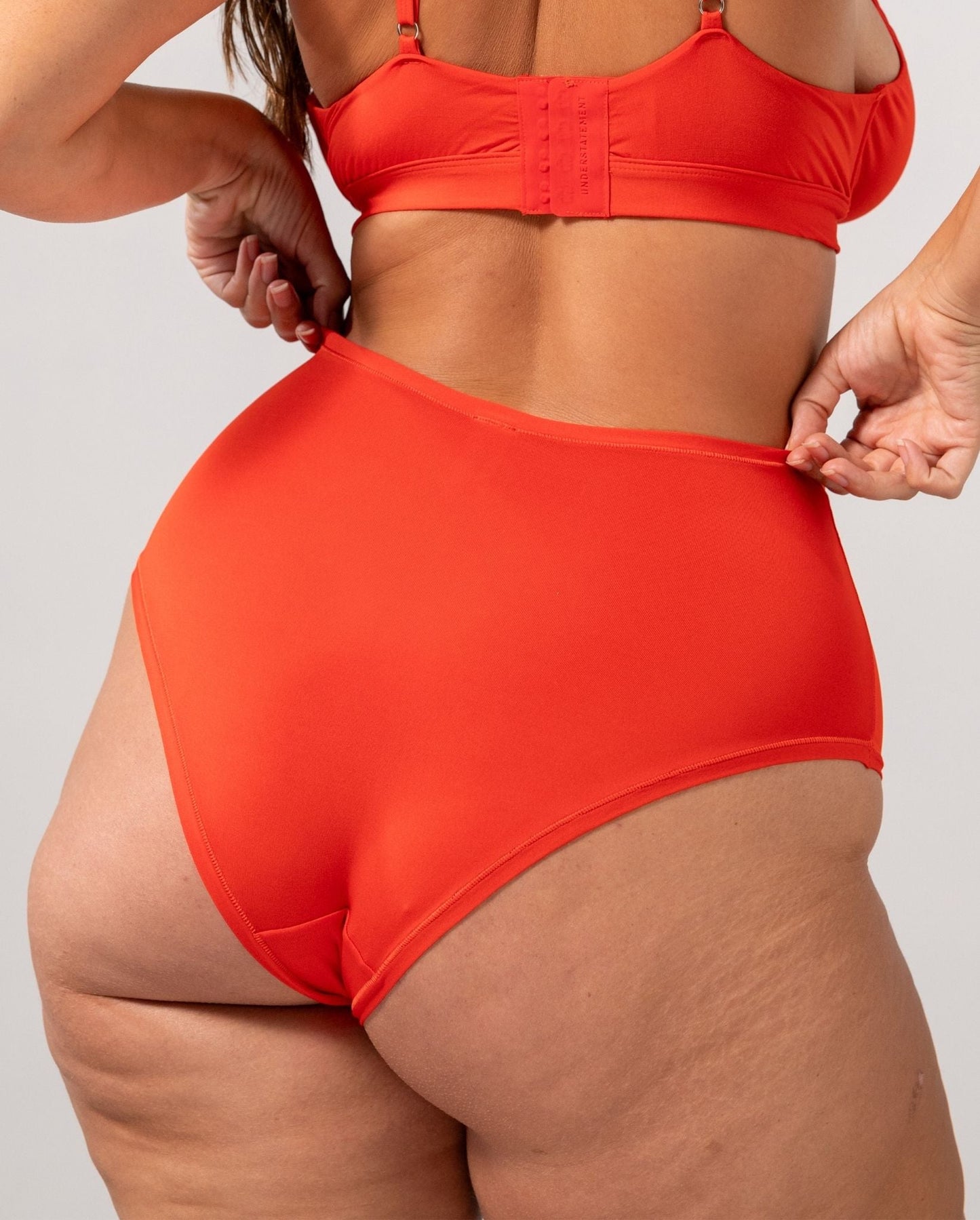 model-name=Rae|model-size=XL