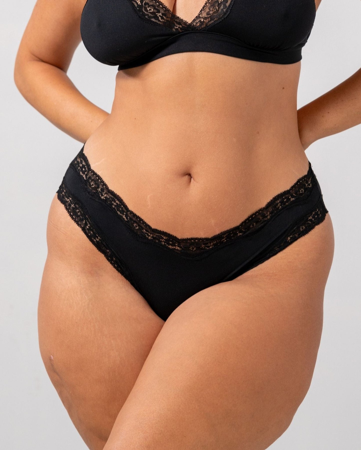 model-name=Rae|model-size=XL