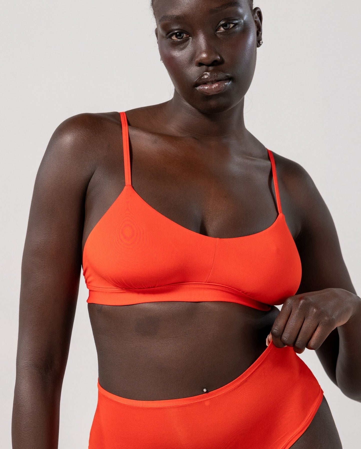 model-name=AJ|model-size=M