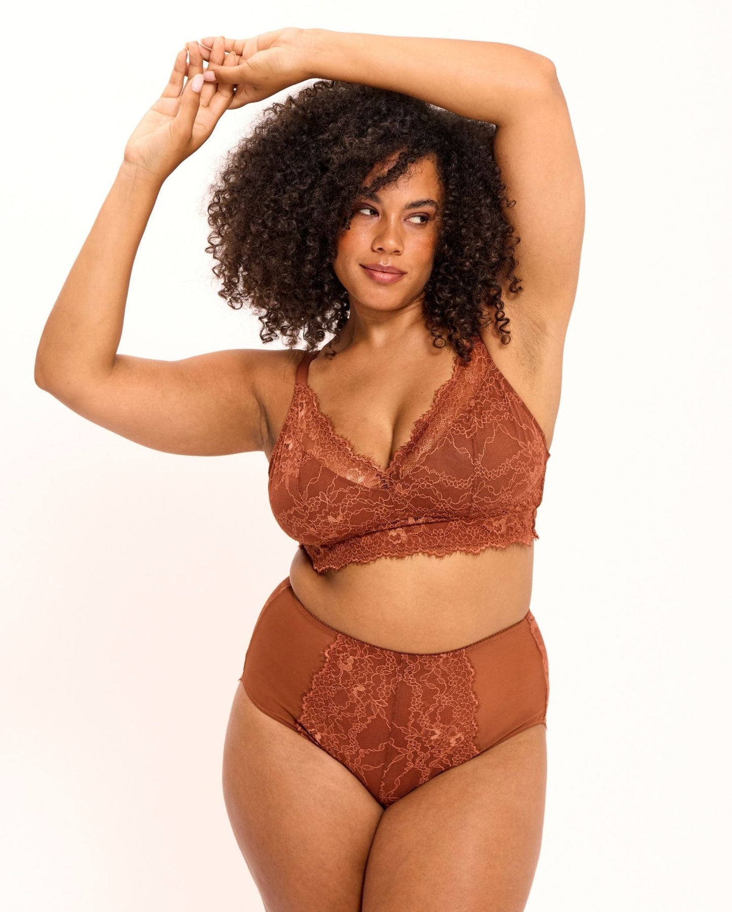 model-name=Simone|model-size=L+