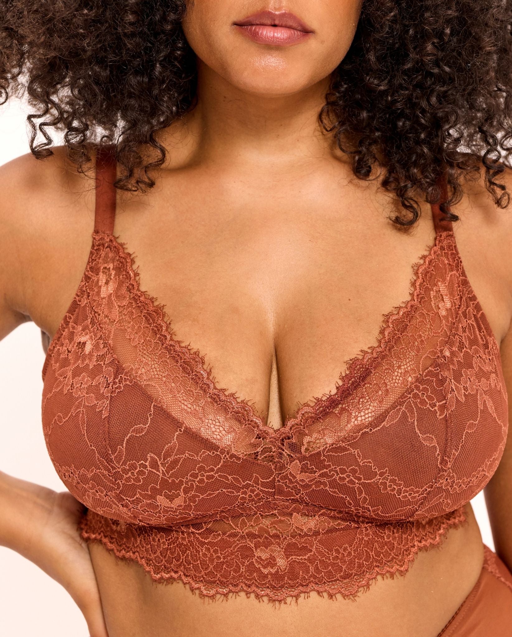 model-name=Simone|model-size=L+
