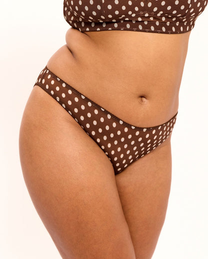 model-name=Simone|model-size=XL