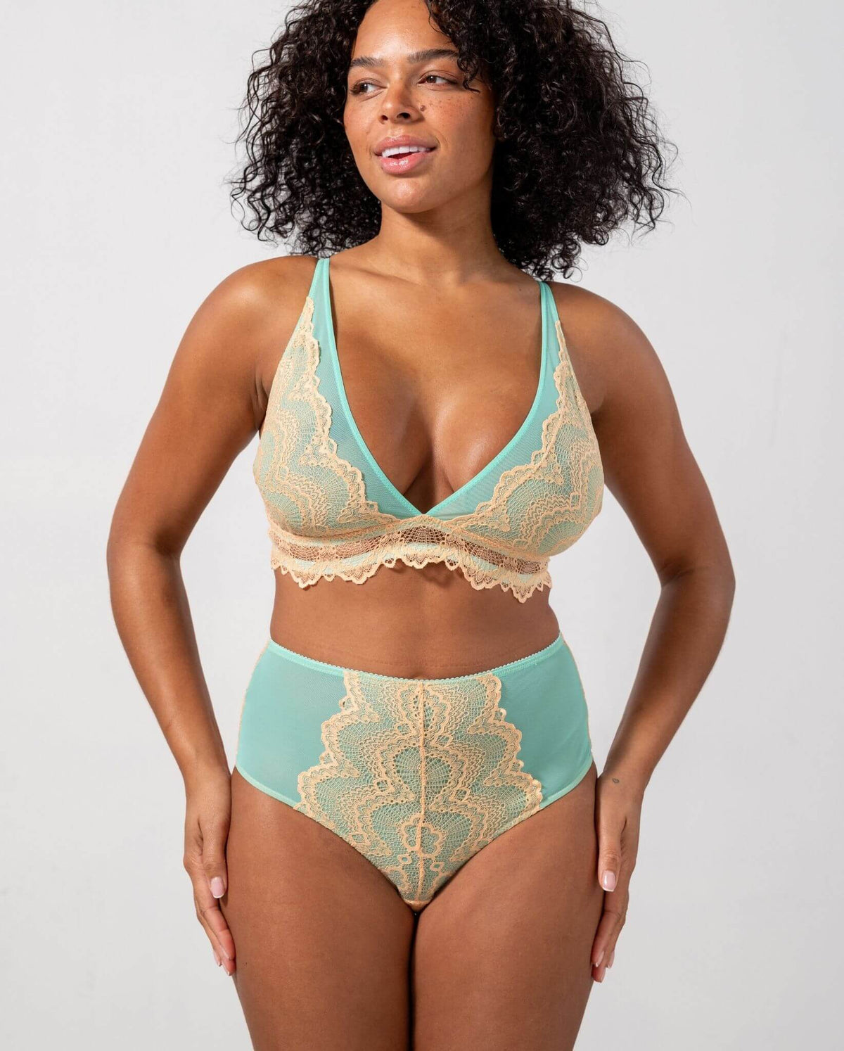 model-name=Baylie|model-size=XL