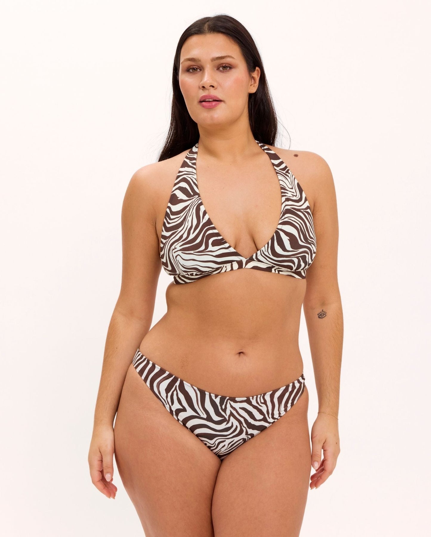 model-name=Isabelle|model-size=XL