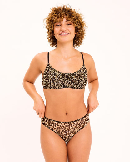 model-name=Felicia|model-size=M