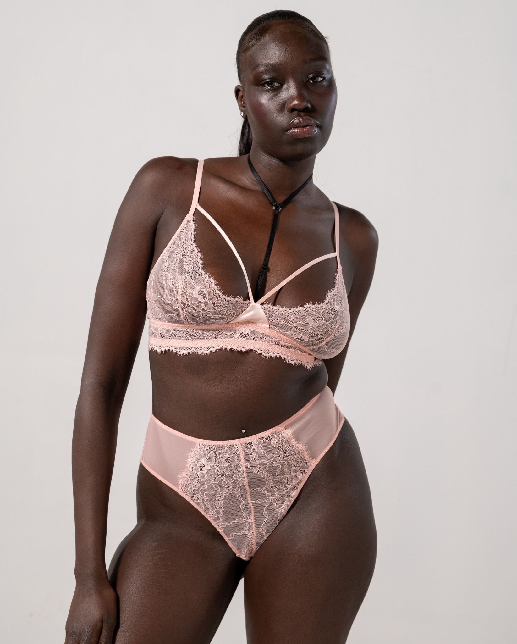 model-name=AJ|model-size=M