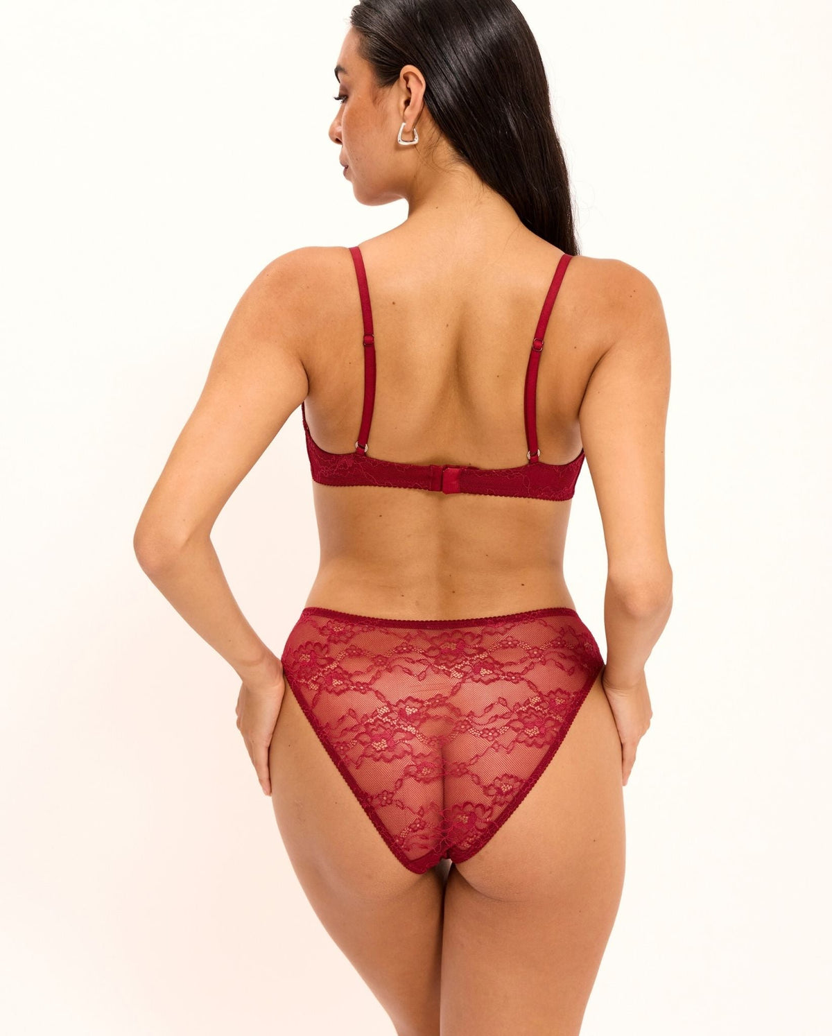 model-name=Asia|model-size=M