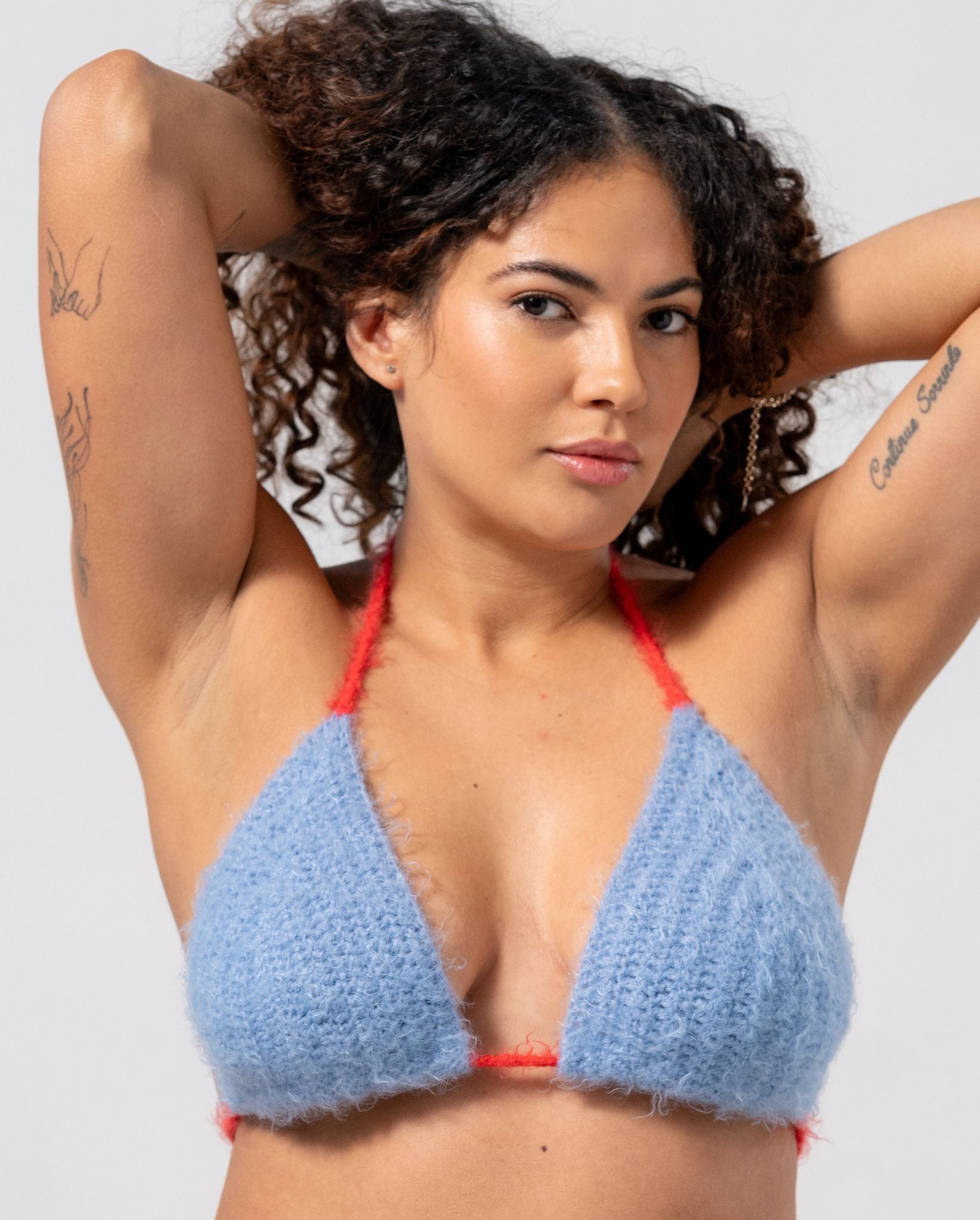 model-name=Pamela|model-size=XL