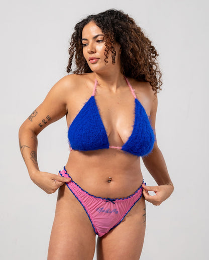 model-name=Pamela|model-size=XL