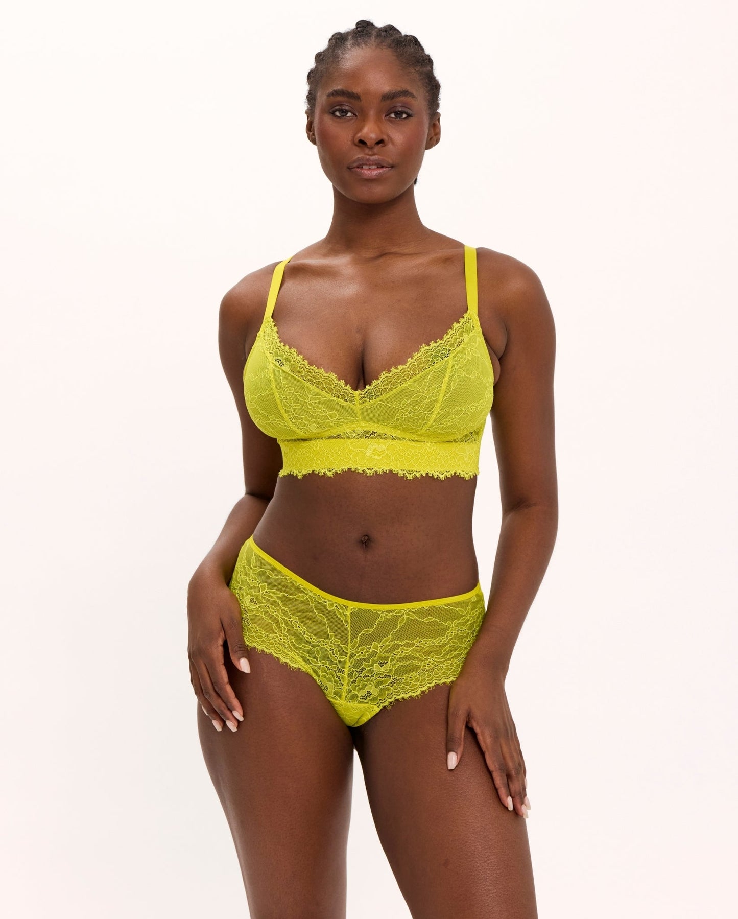 model-name=Kimy|model-size=M+