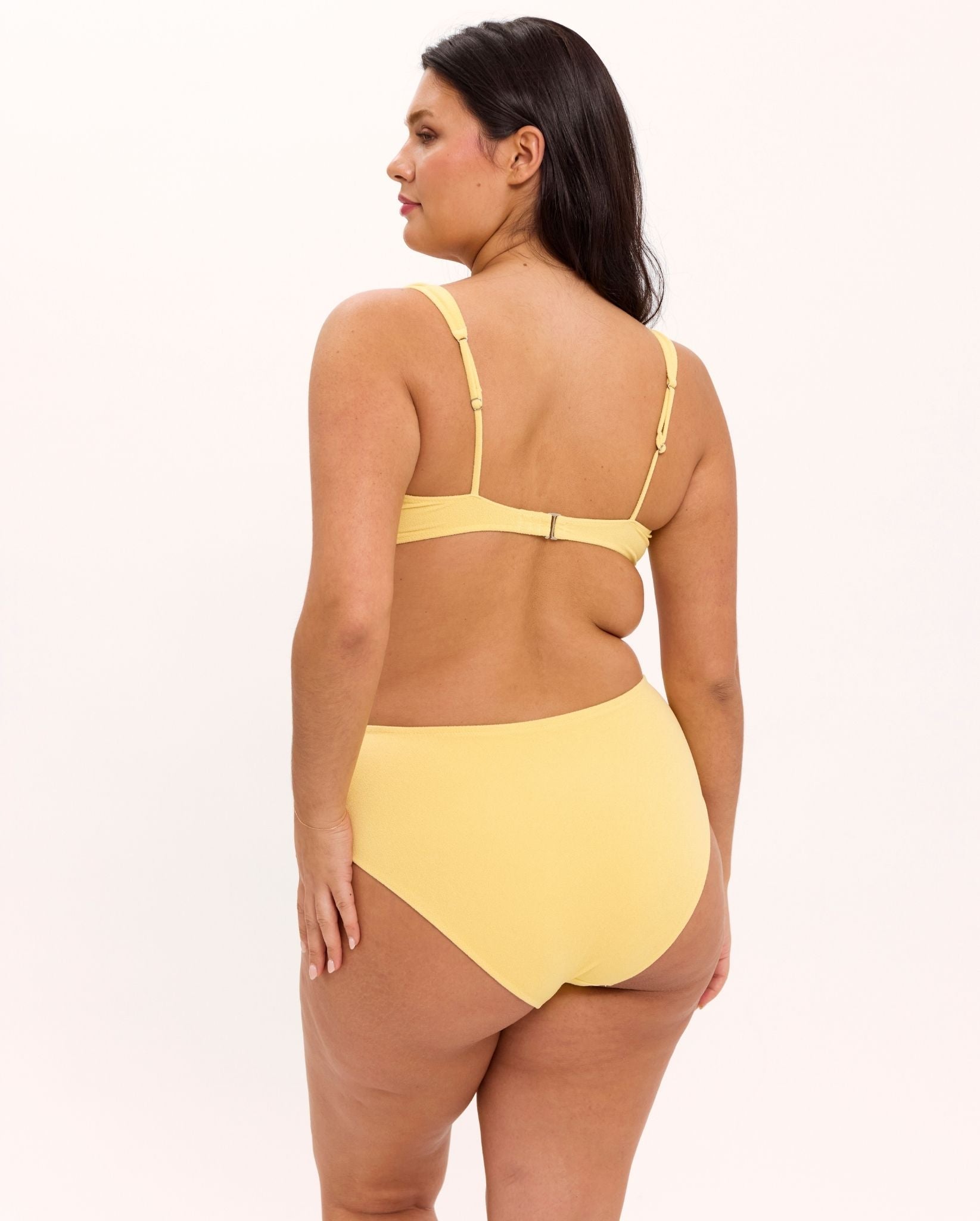 model-name=Isabelle|model-size=XL