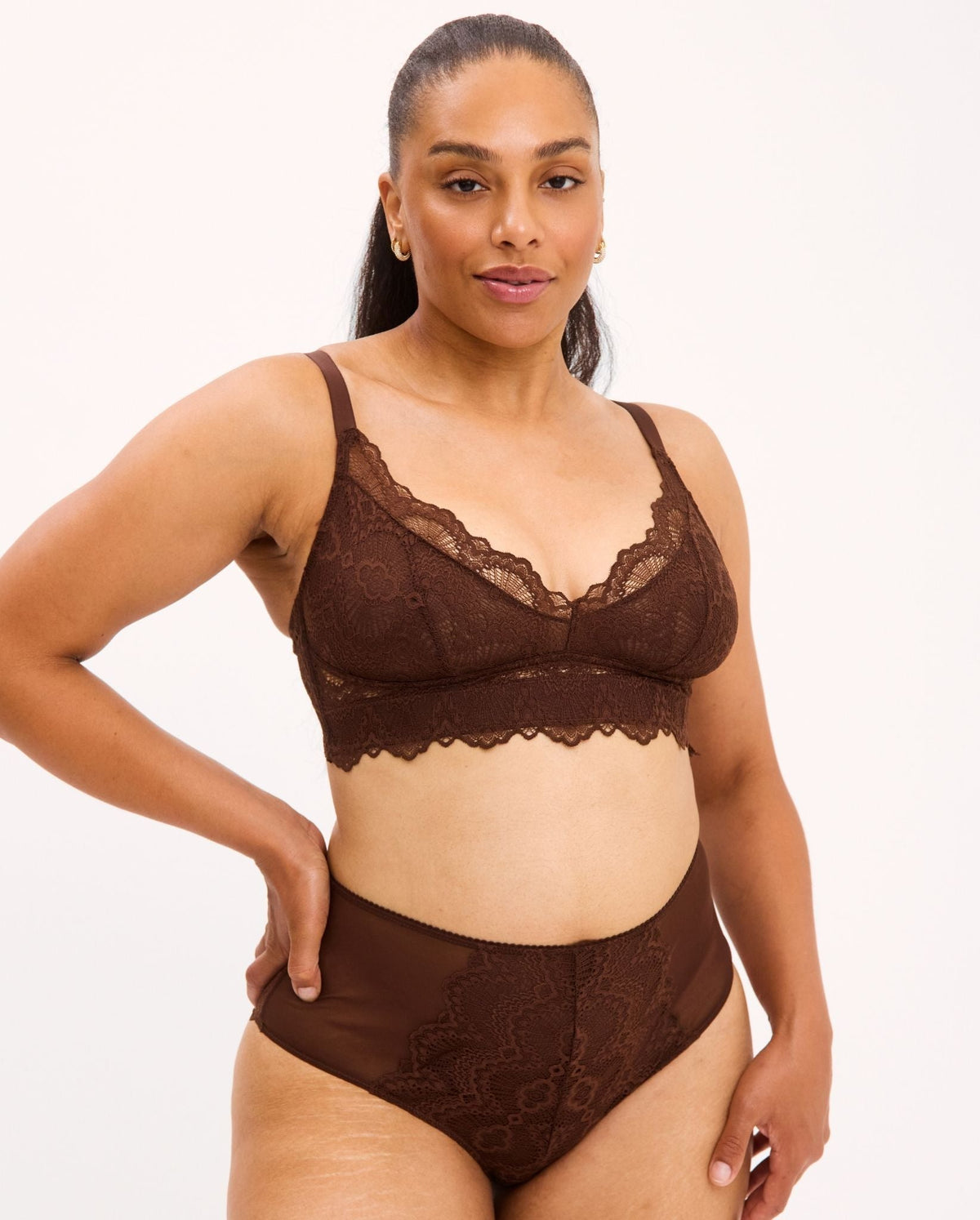 model-name=Danielle|model-size=XL+