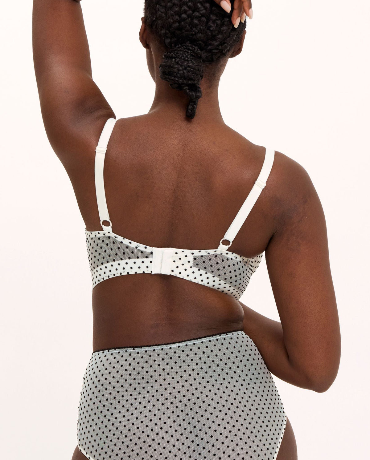 model-name=Kimy|model-size=M+