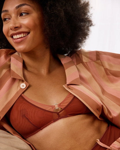 model-name=Davina|model-size=M