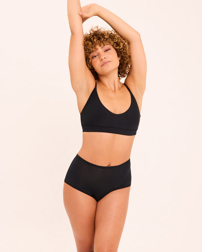 model-name=Felicia|model-size=M