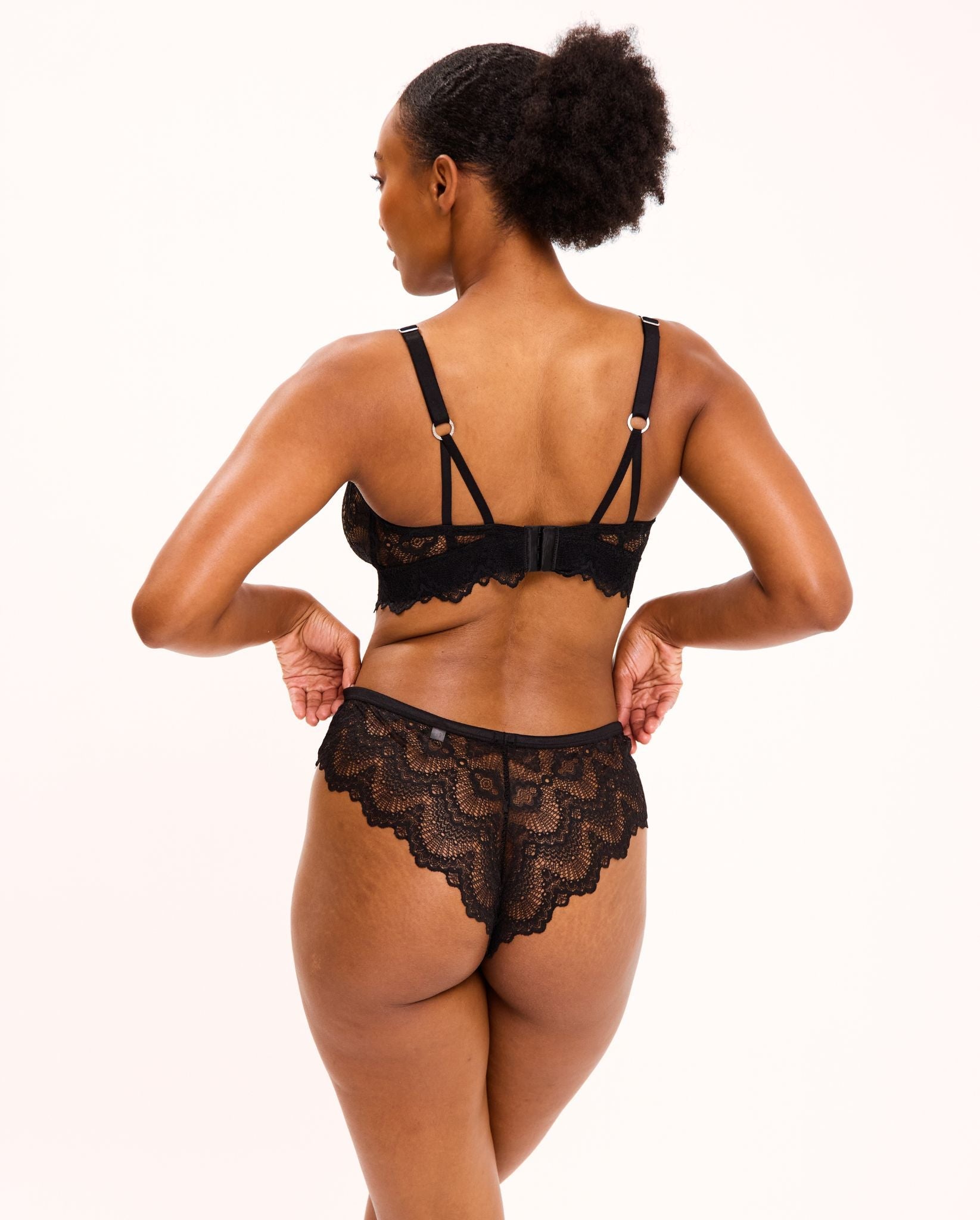 model-name=Sion|model-size=M