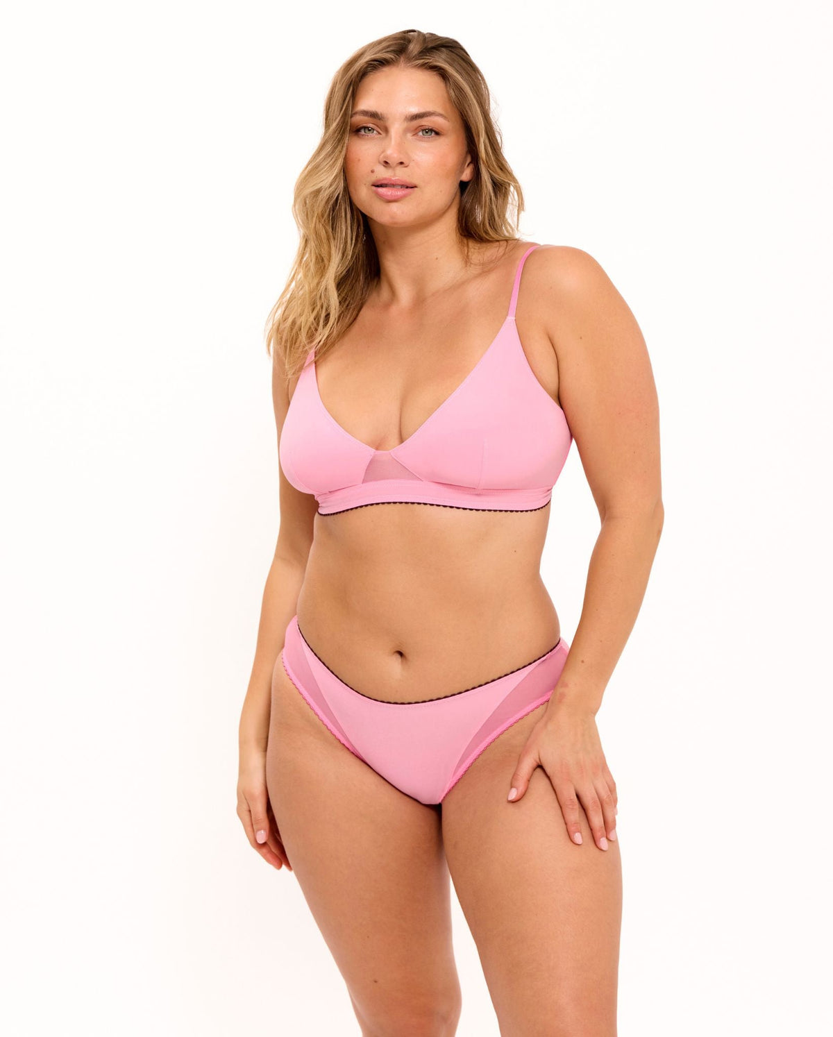 model-name=Zoe|model-size=L