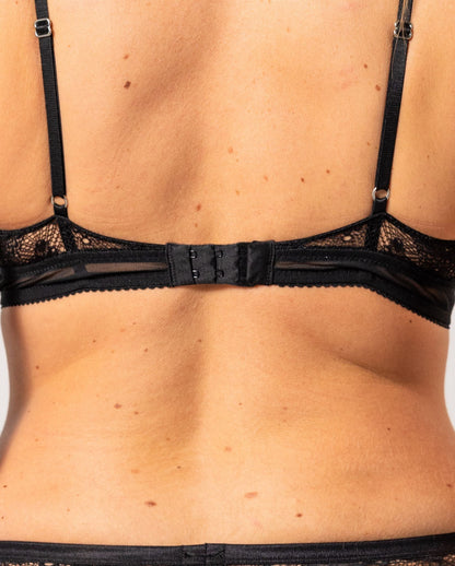 model-name=Veerle|model-size=M