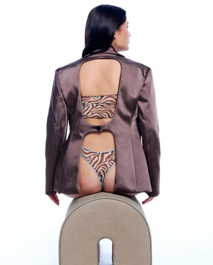 model-name=Isabelle|model-size=XL
