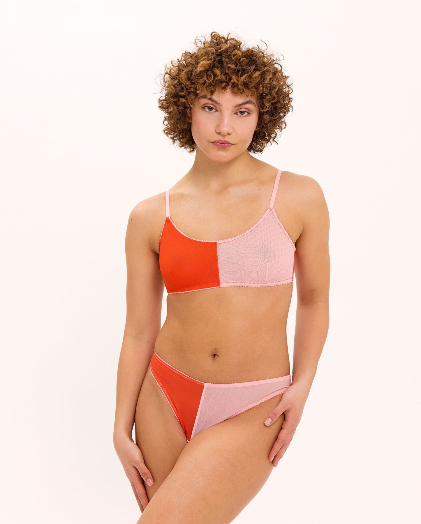 model-name=Felicia|model-size=M