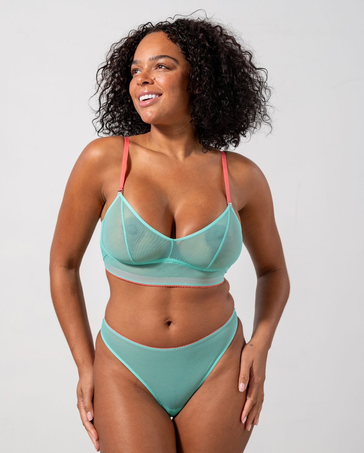 model-name=Baylie|model-size=XL