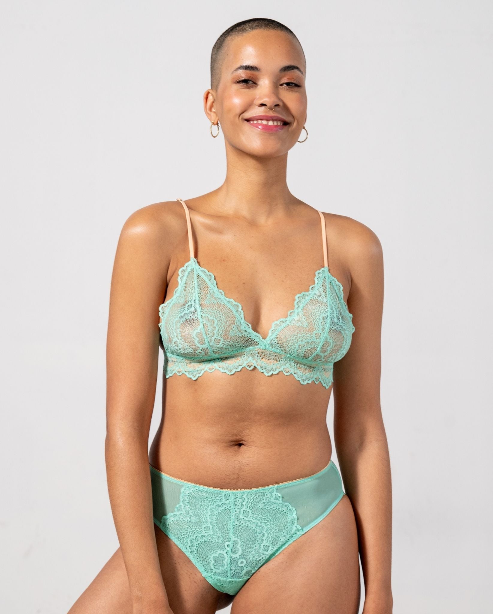 model-name=Rebecca|model-size=M