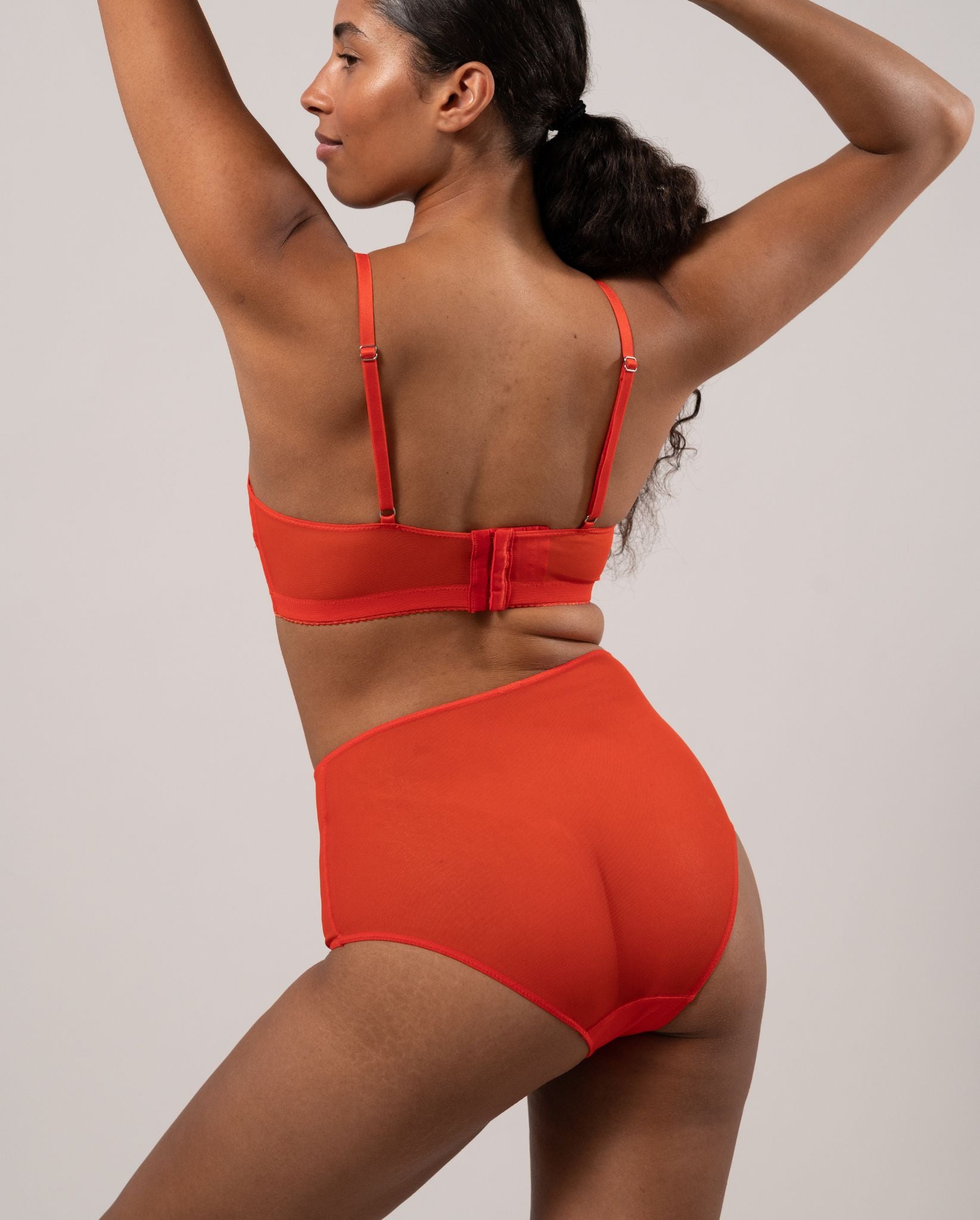 model-name=Luna|model-size=M
