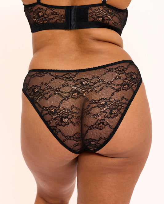 model-name=Simone|model-size=XL
