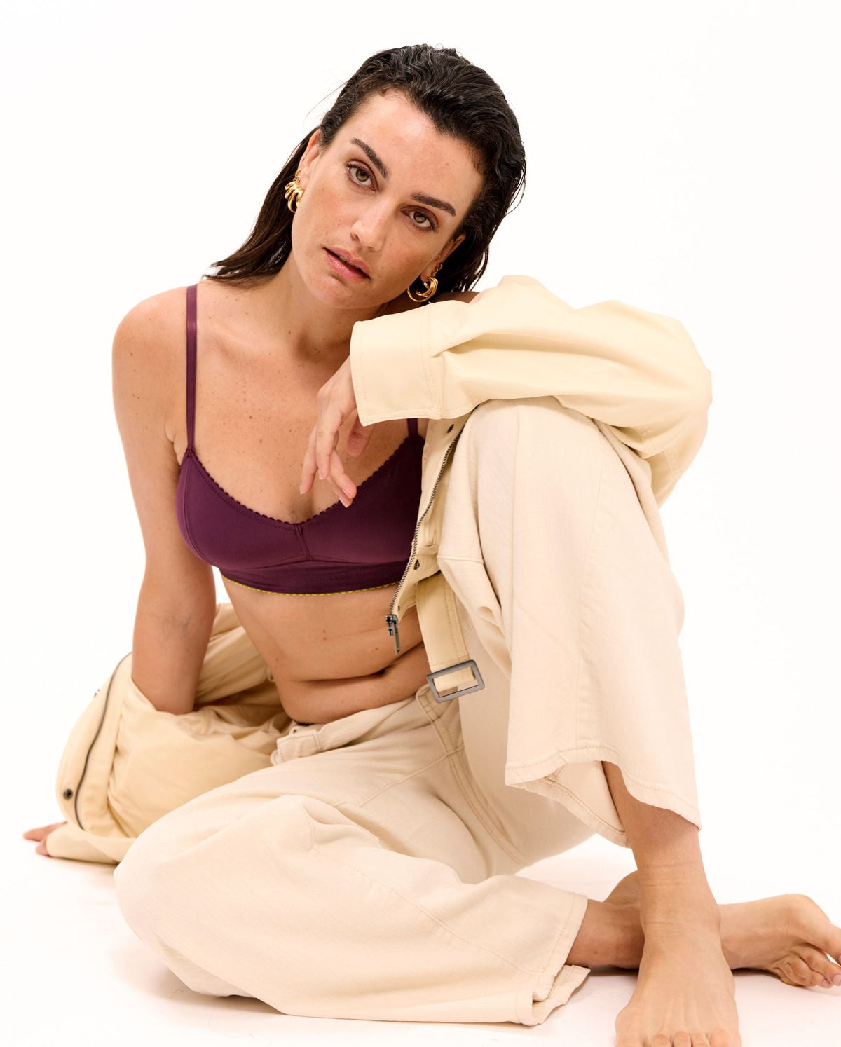 model-name=Caroline|model-size=M
