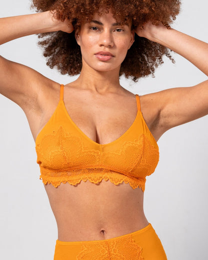 model-name=Laure|model-size=L