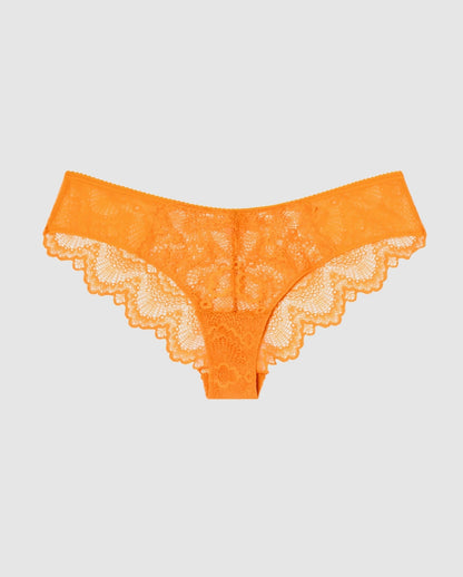 An flattering lace panty in apricot orange.