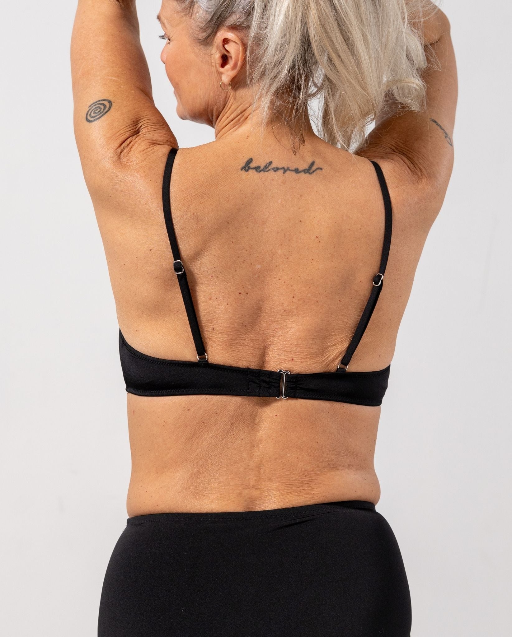 model-name=Shama|model-size=M