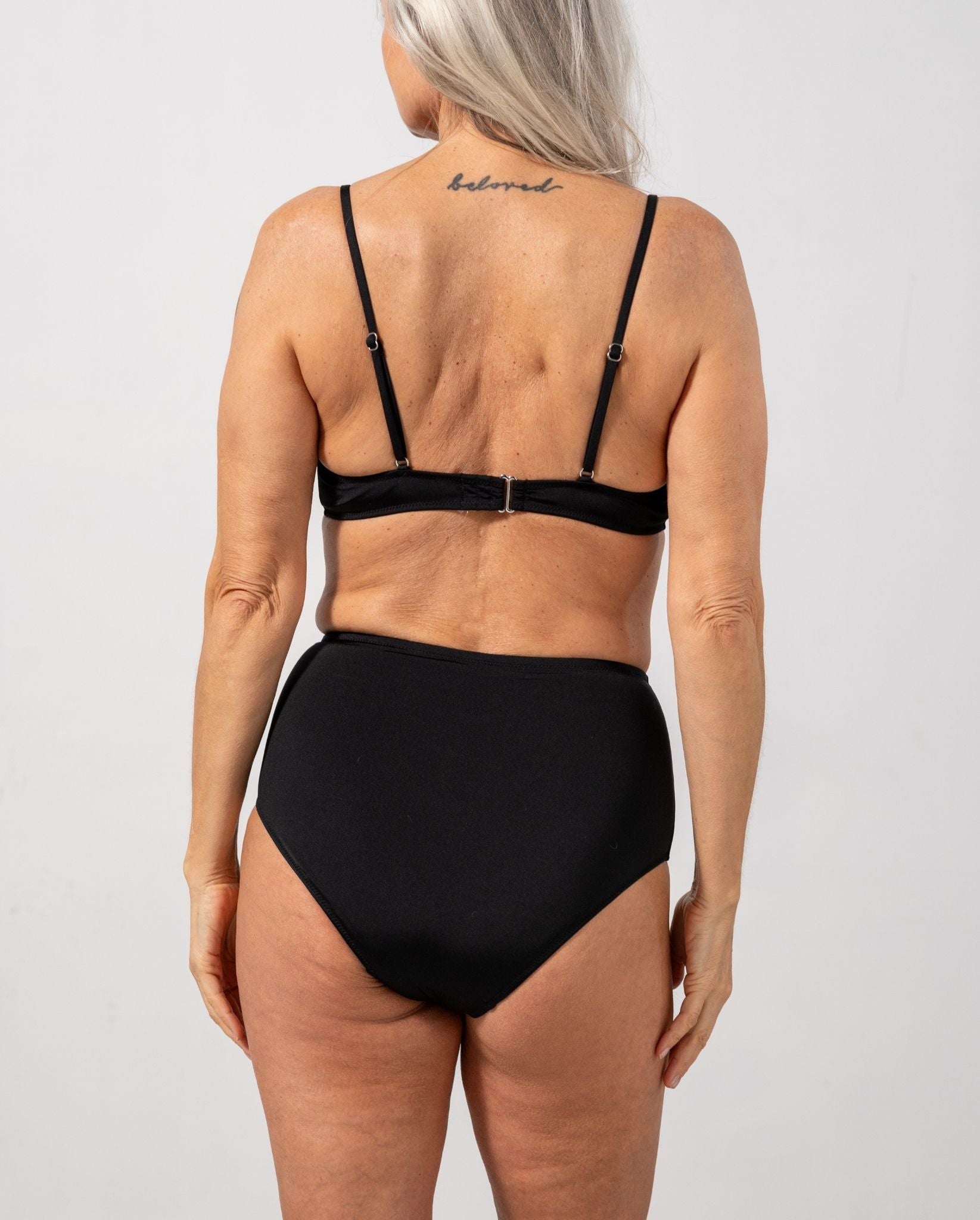 model-name=Shama|model-size=M