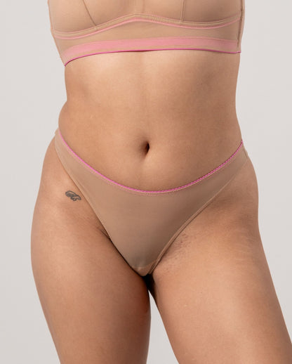 model-name=Laura|model-size=M