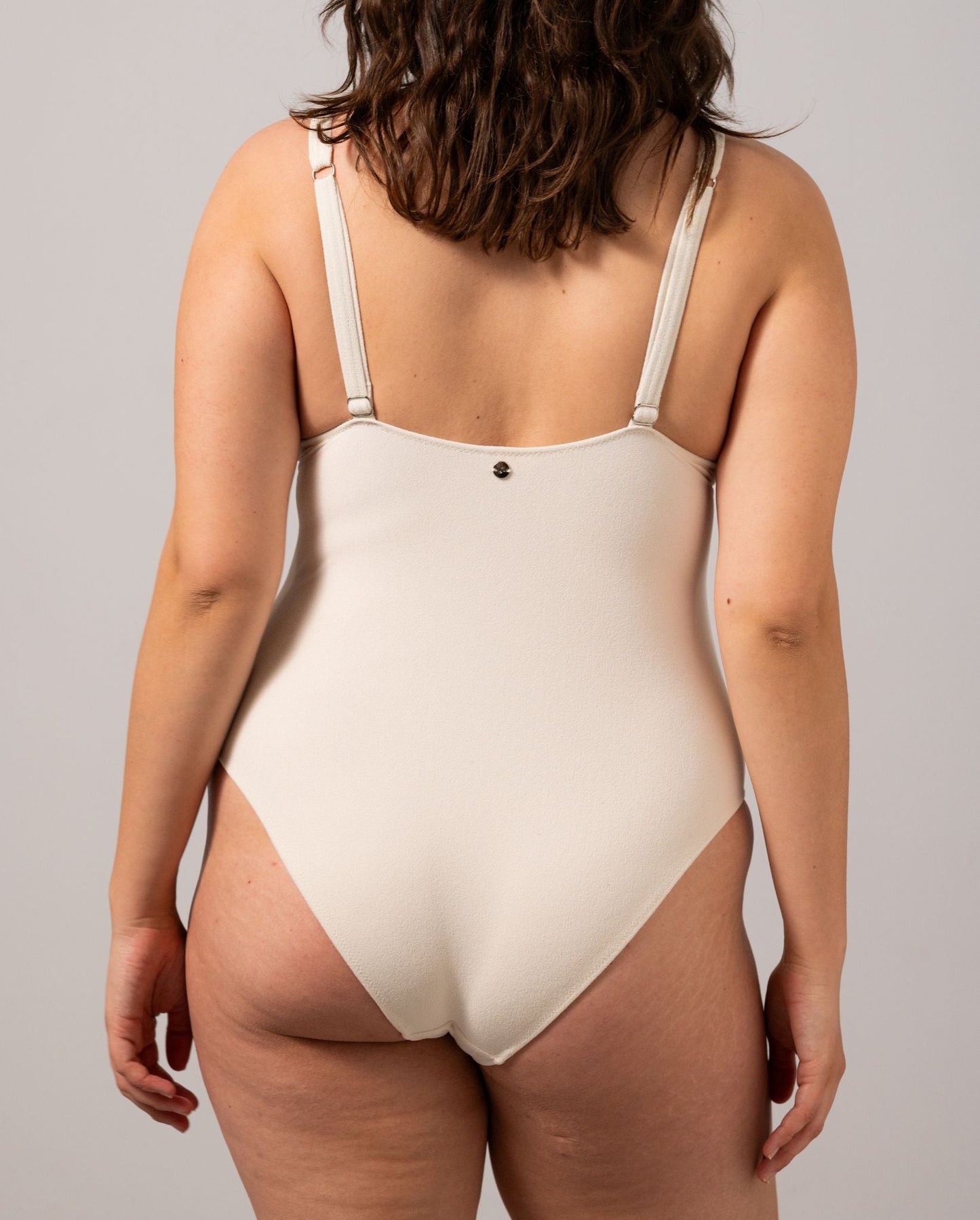 model-name=Dellan|model-size=XL