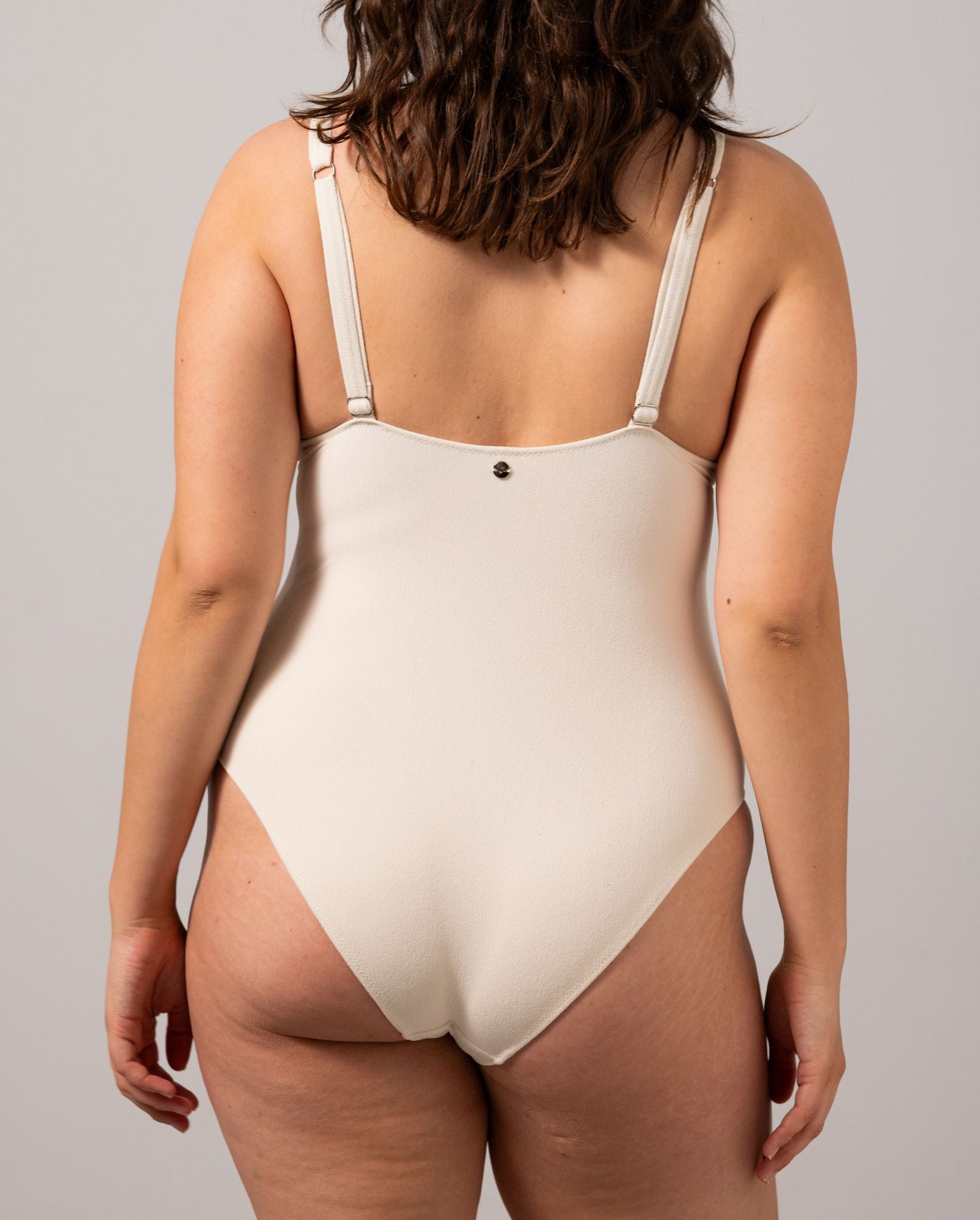 model-name=Dellan|model-size=XL